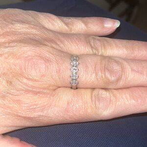 New Kendra Scott Cubic Zirconia Stack Ring Size 8